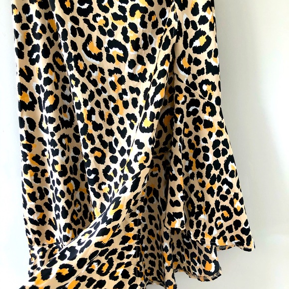 🐯Into Cheetah Print High Low Ruffled Skirt with Slit Size 8 - Picture 2 of 6